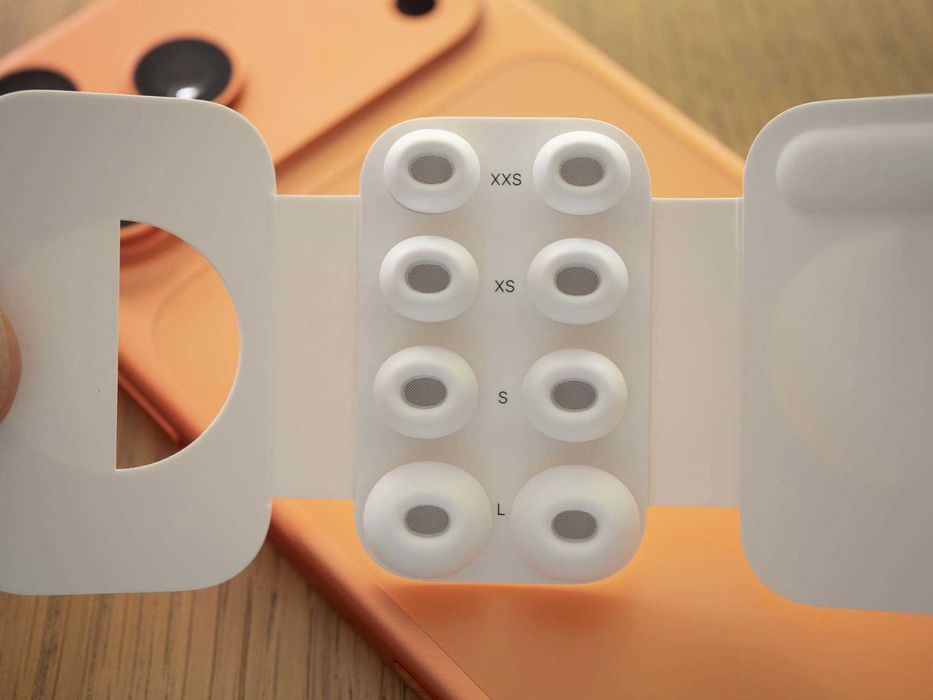 Навушники бездротові Apple AirPods Pro 3 Bleutooth гарнітура MFHP4