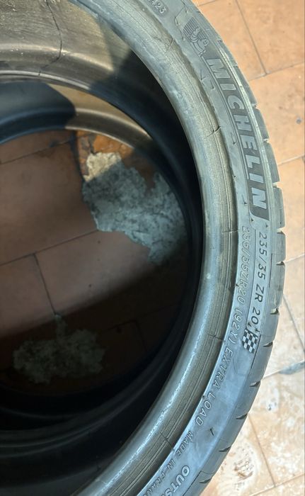 Pneus  Michelin 235/35/20