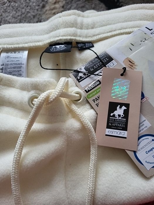 Нові спортивні жіночі штани на флісі