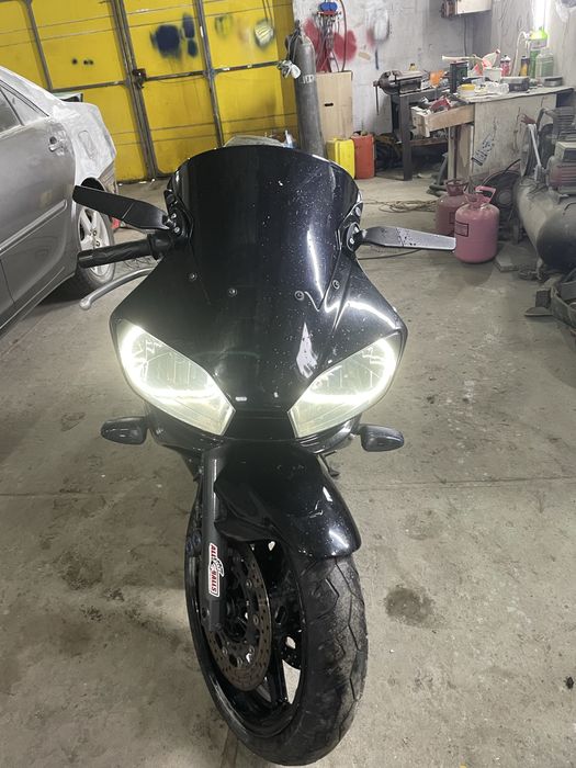 Продам yamaha r6 2002 год