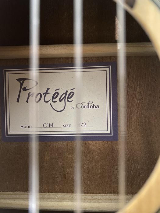 Gitara protege by Còrdoba C1M z pokrowcem