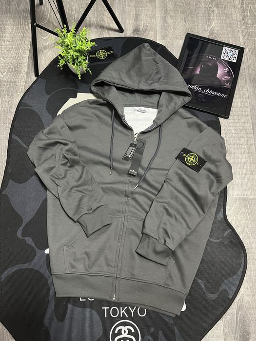 РОЗПРОДАЖ Кофта Stone Island ( без предоплаты )