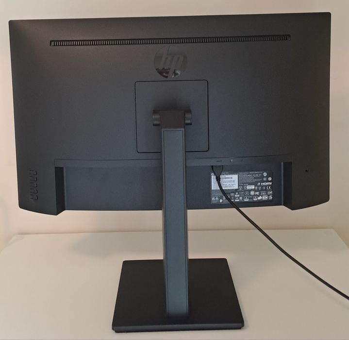 Monitor HP X27c Curved 165Hz FHD Gaming, está como Novo