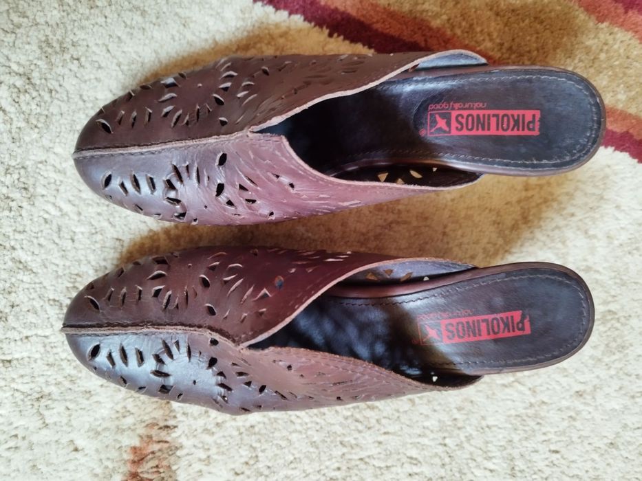 Жіночі шкіряні сабо, шльопанці Pikolinos clarks