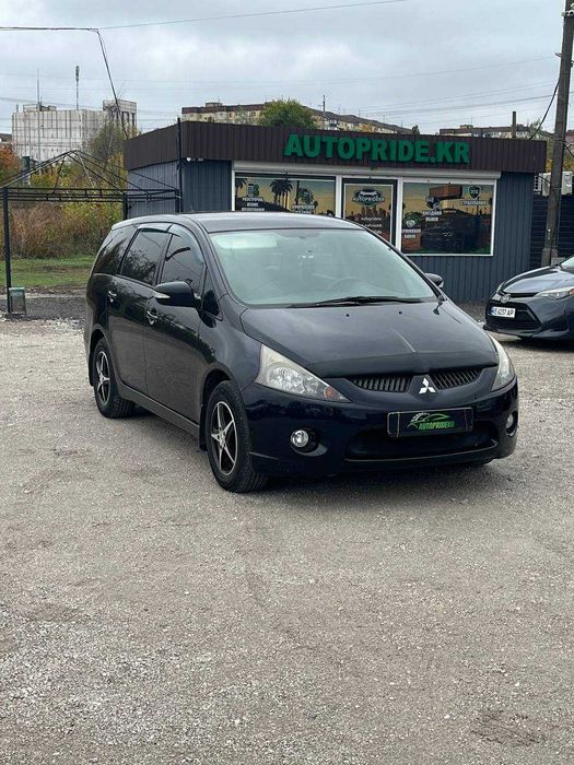 Mitsubishi Grandis 7 місць 2.4 газ\бен. механіка 2007 рік (Перший внесок від 20%)