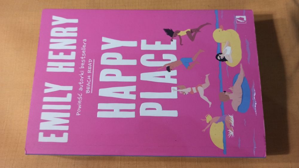 Emily Henry Happy Place