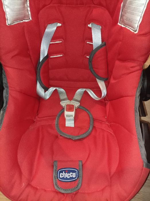 Fotelik samochodowy/ nosidełko Chicco 0-13 kg