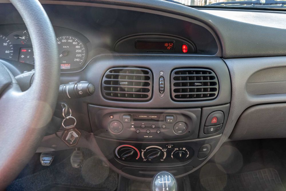 Renault Megane 1.4 16V - 44.000 Km REAIS