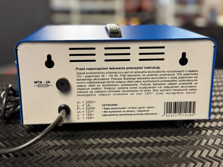 Prostownik EST - 305M 12V / 15A Stef-Pol