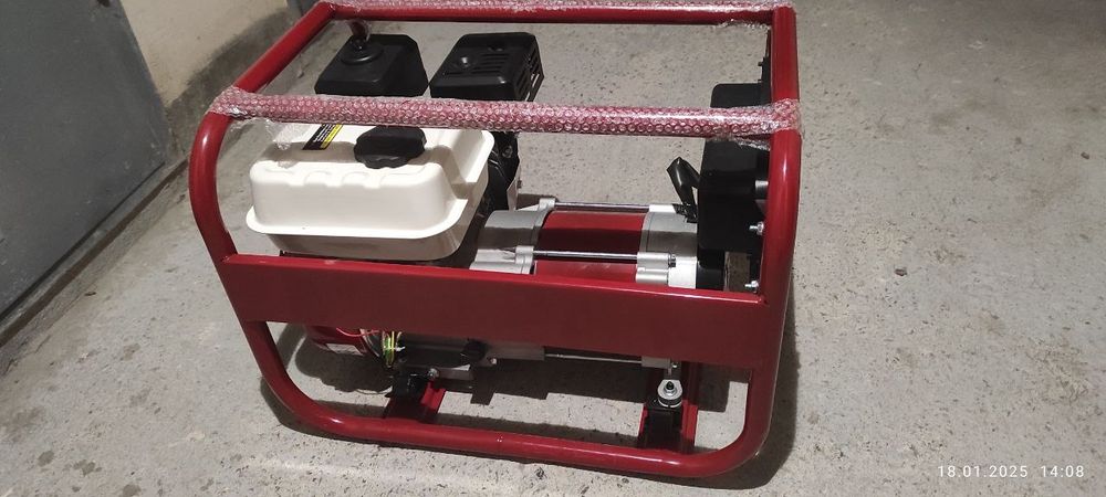 Генератор бензиновый 2.8Кв