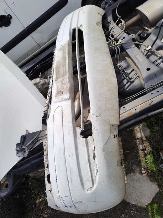 Передний бампер вито 639 ( vito 639 )