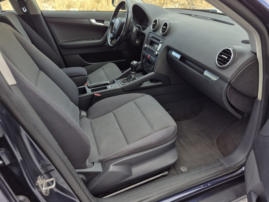 Audi A3 8P 5d 1.6 mpi benzyna 102km sportback 2007r