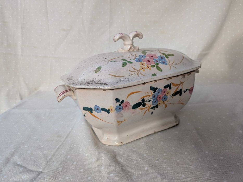 Louça antiga - Terrina