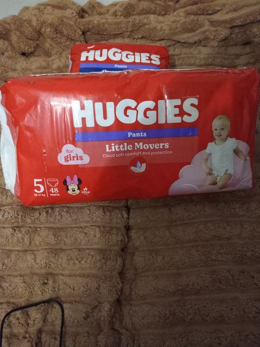 Памперсы для девочек 48 шт.