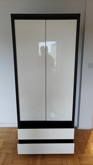 Sprzedam stylową szafę