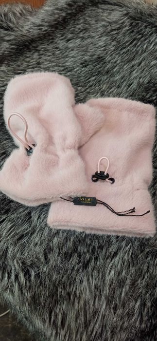 Митенки пушистые, розовые.