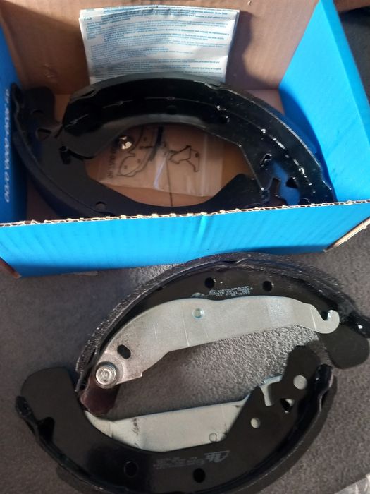 Szczęki Hamulcowe Ate 230x42 do Opel Astra