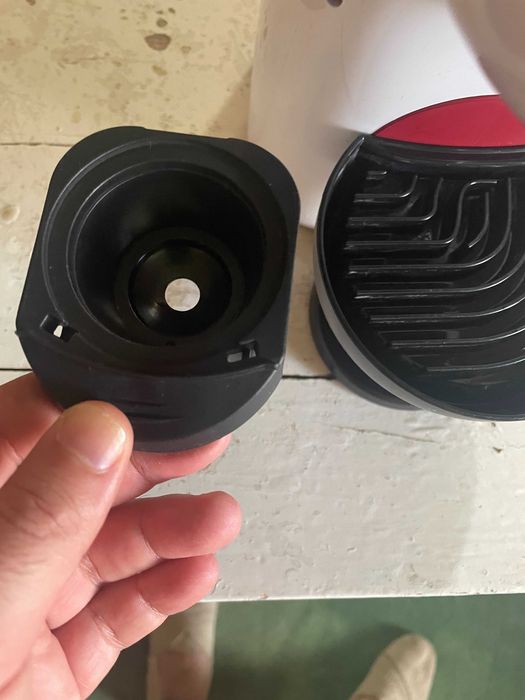 Máquina de café Krups Nescafé Dolce Gusto Piccolo branca [Excelente estado - menos de 1 ano de utilização]