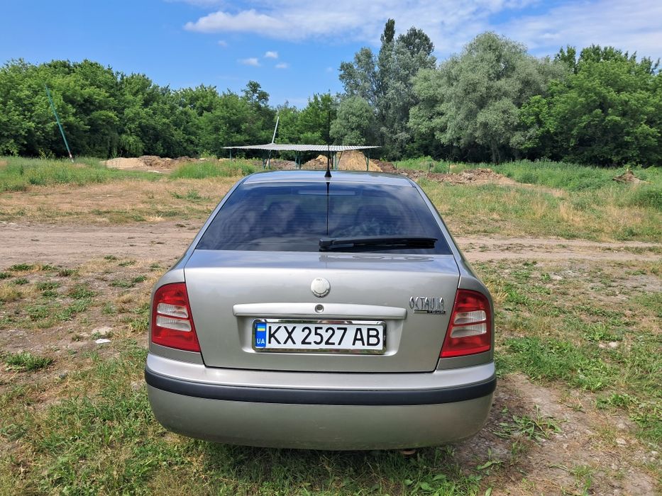Продам сімейний автомобіль Skoda Octavia Tour