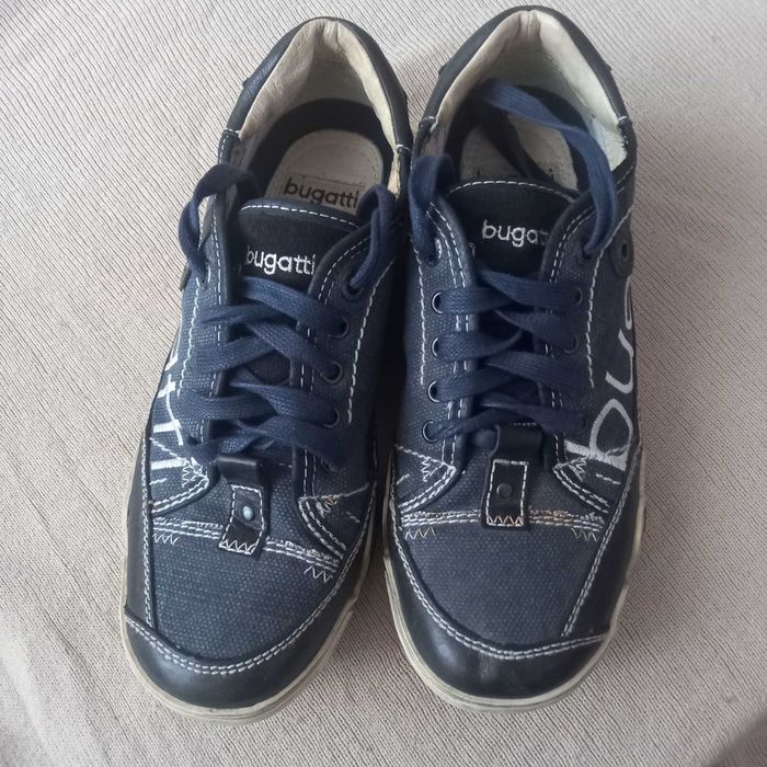 Damskie /unisex/ sneakersy BUGATTI nr 40.