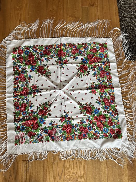 Велика вінтажна красива колекційна українська хустка в новому стані