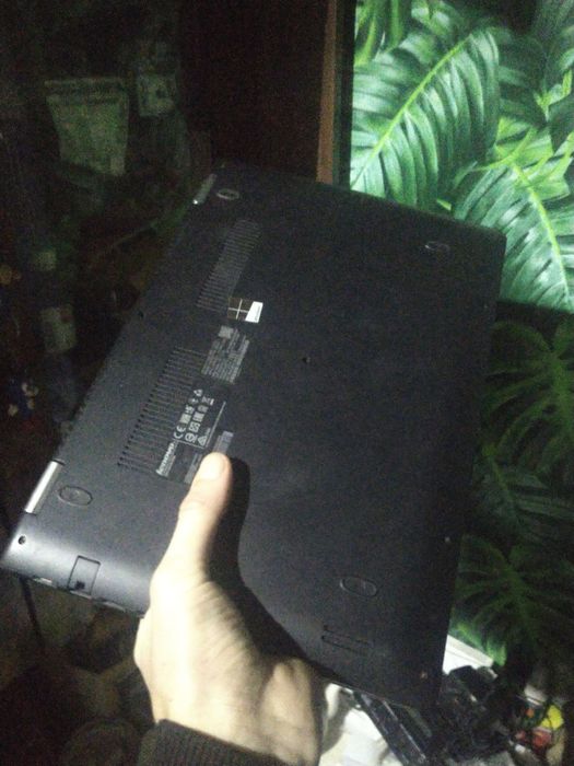 Продам або Обмін 360° сенсорний ноутбук планшет Lenovo Yoga 500 14acl