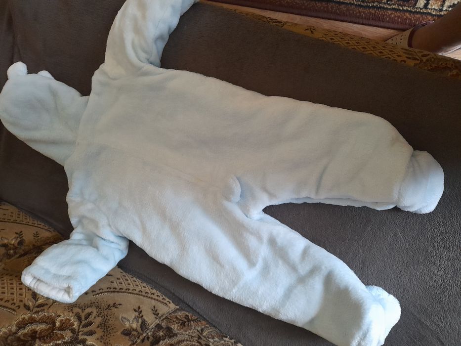 Kombinezon dziecięcy misiek