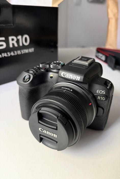 Canon R10 + objetiva original