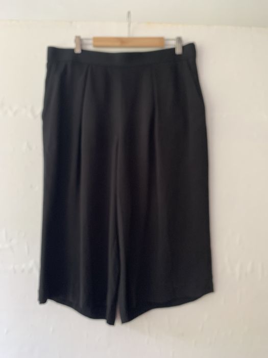 COS. 42р. Шовк. Шорти-спідниця. Кюлоти