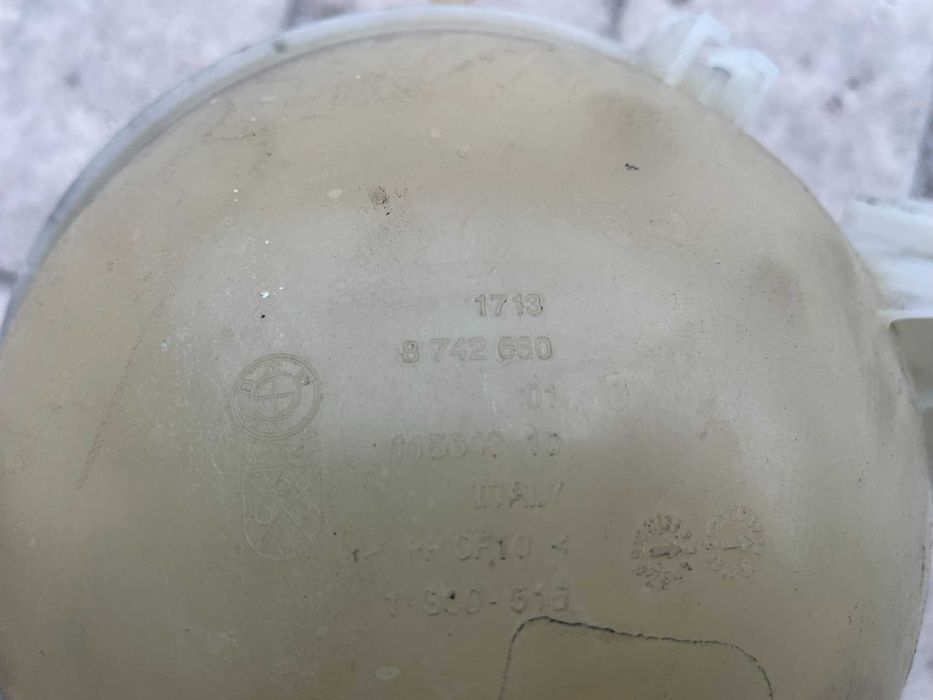 Розширювальний бачок  BMW X3 G01  17138742660 17138610661