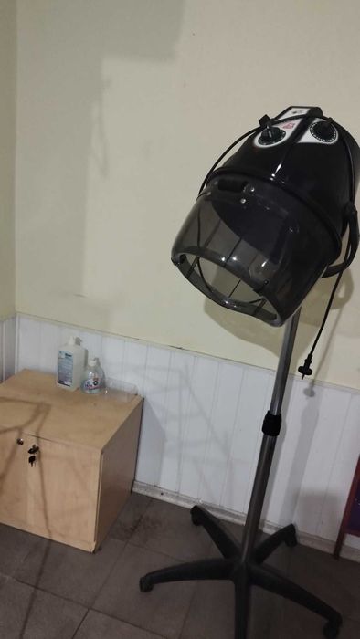 ТЕРМIНОВО - Меблі та обладнання для перукарні.