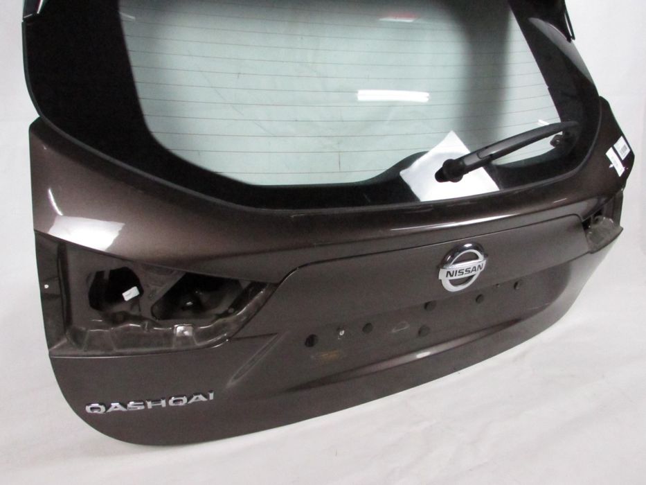 Tampa Da Mala Nissan Qashqai Ii Closed Off-Road Vehicle Ref: