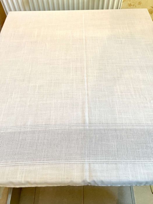 Скатертини різні