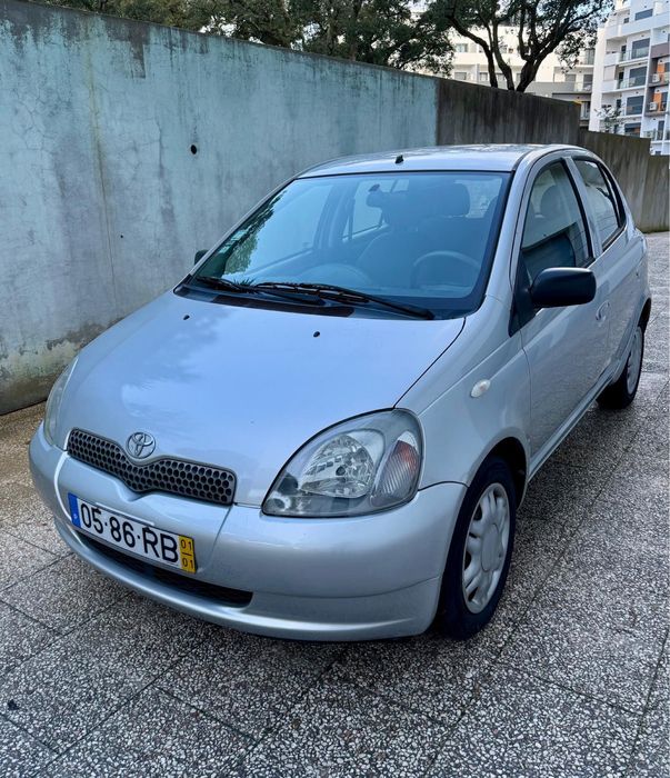 Toyota Yaria 1.0 VVT-i AC