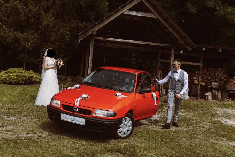 Opel Astra Sprzedam Opla Astrę F Classic z 2000 roku – czerwony, 1.4 LPG, 60 KM,