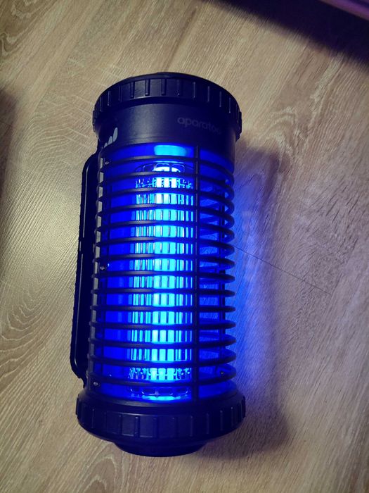 Elektryczny odstraszacz owadów na energię słoneczną, 4200V, lampa LED