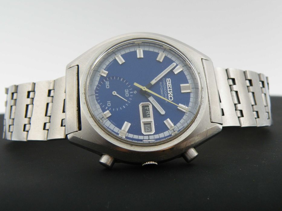 Seiko Chronograph Vintage w Stali z Niebieską Tarczą
