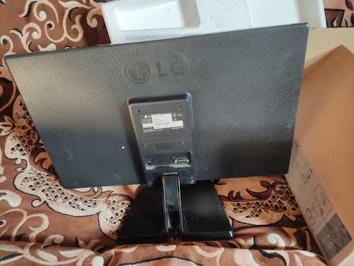 Монітор LG 22EN33SA 22" (розбитий екран)