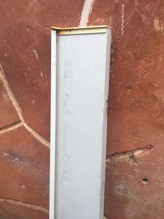 Продається підвіконник(водовідведення)