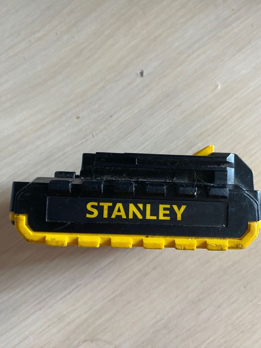 Акумуляторна батарея Stanley SB20S