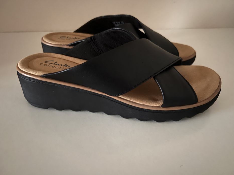 Босоніжки шльопанці  Clarks