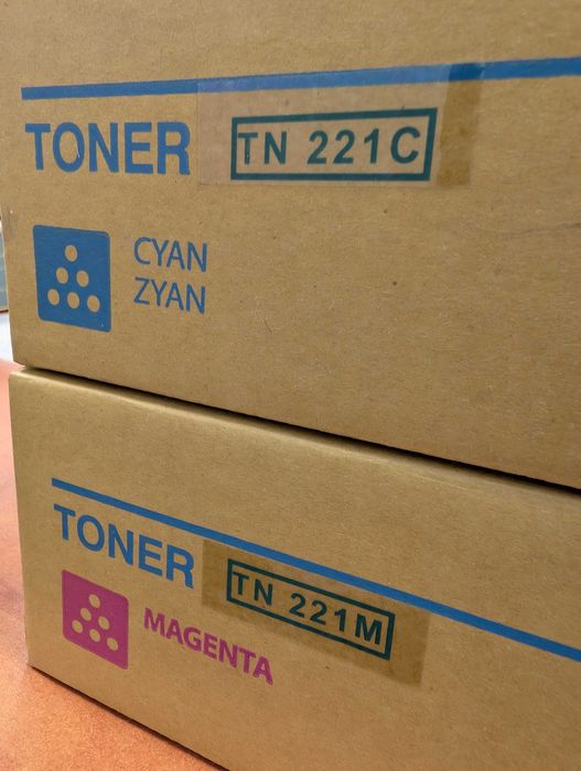 Toner Konica Minolta TN-221C