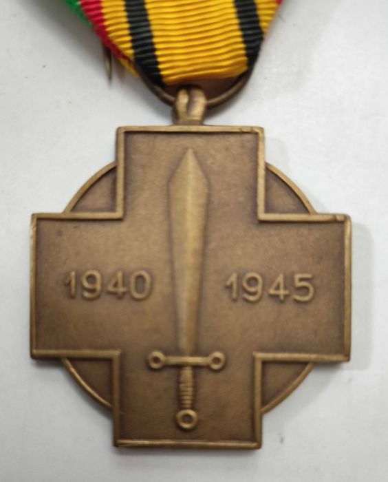 3 medalhas militares estrangeiras