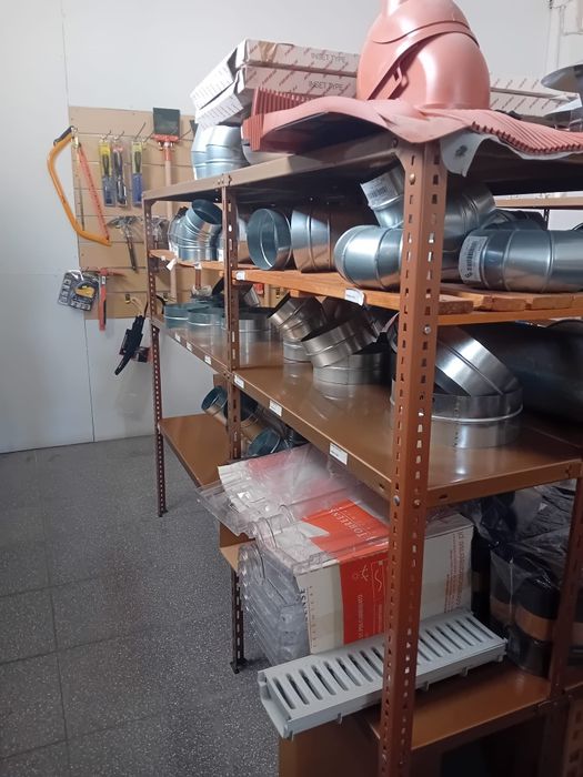 Recheio de loja de ferragens