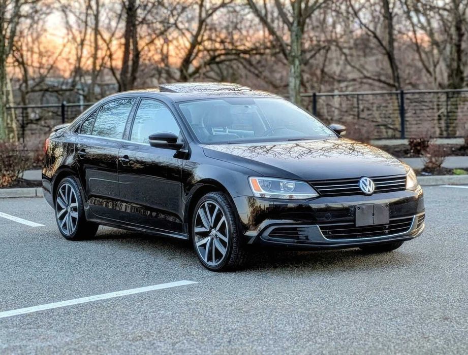 Volkswagen Jetta      2013