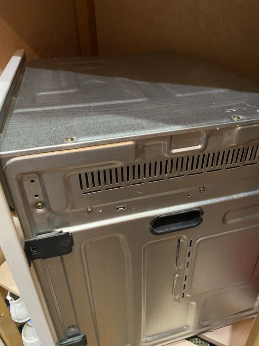 Продам комплект: електрична верхня поверхня та духова шафа Ariston