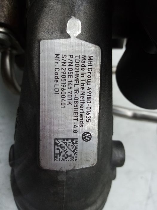 Turbo / compressor VOLKSWAGEN Golf VII (5G1, BQ1, BE1, BE2)