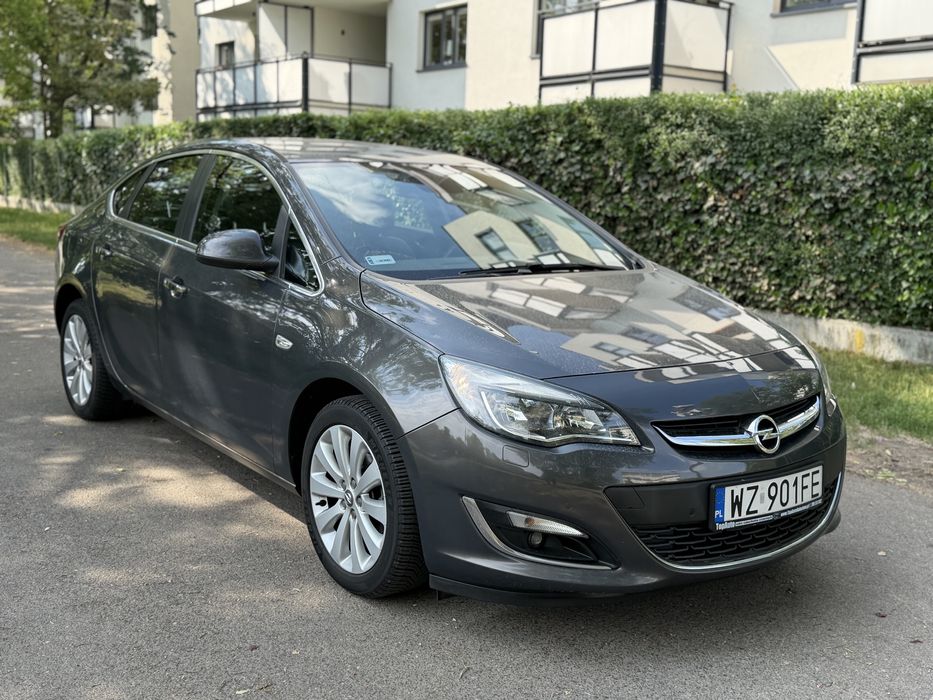 Opel Astra 1.4 Cosmo
