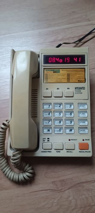 Стационарный  многофункциональный телефон МЭЛТ-3000, с определелителем номера.