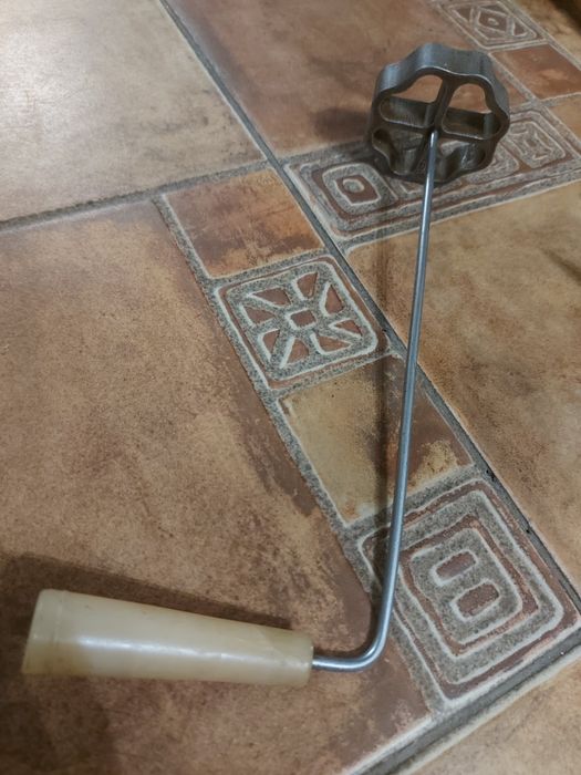 Щипцы топорик СССР